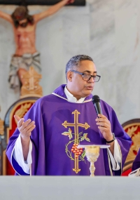 Rvdo. P LUIS HUASCAR TAVERAS   - Iglesia Católica